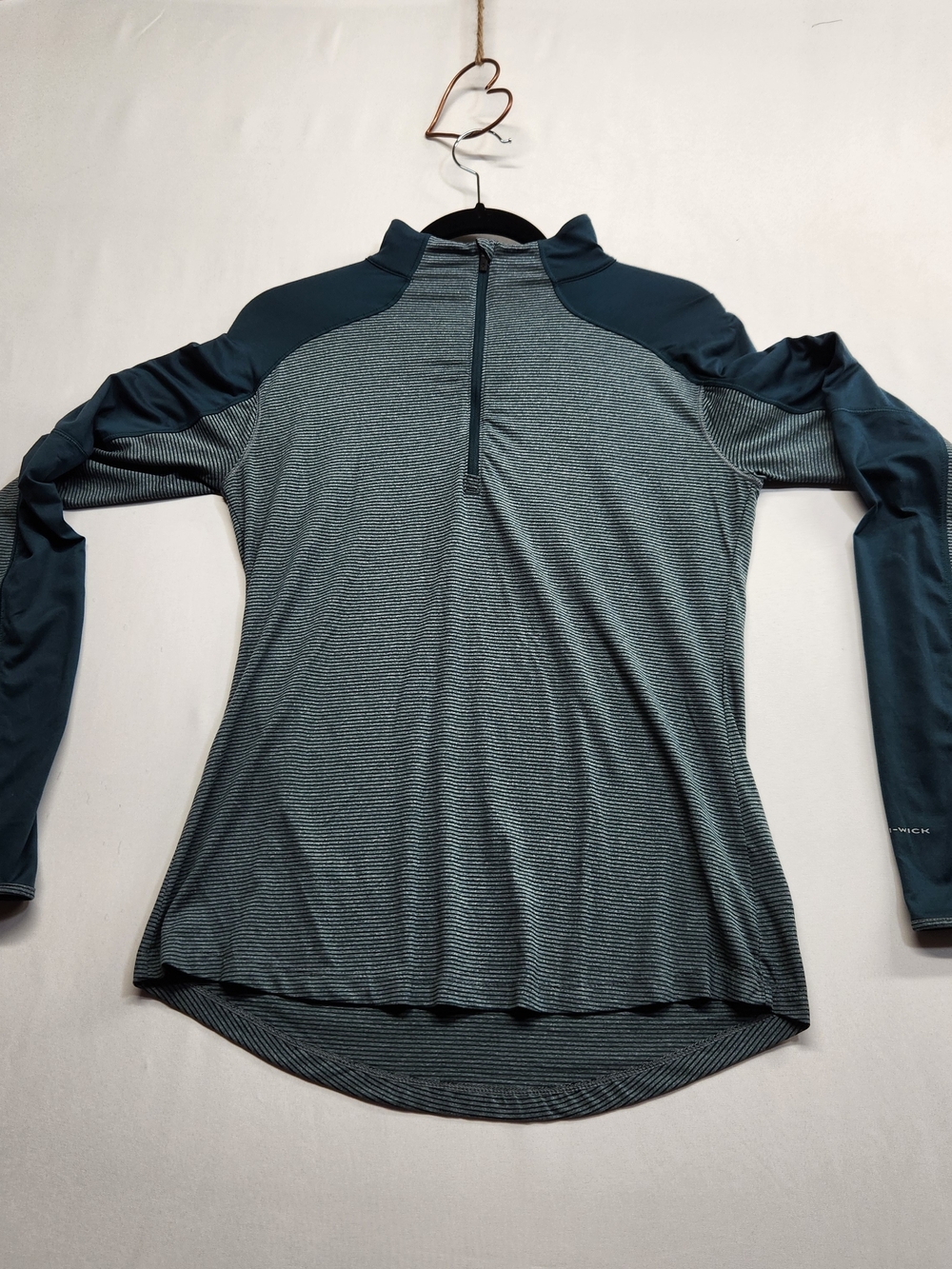 ⭐️Columbia Cross Trails Half Zip Pullover Teal Striped Activewear Medium